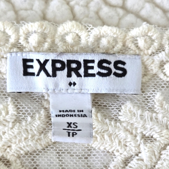 Express Cream Lace Women's Top size XS - Picture 6 of 13